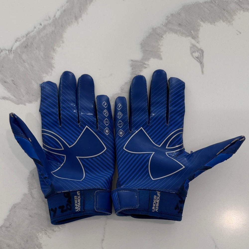 Under Armour Blue football receiver tack gloves youth large *USED*